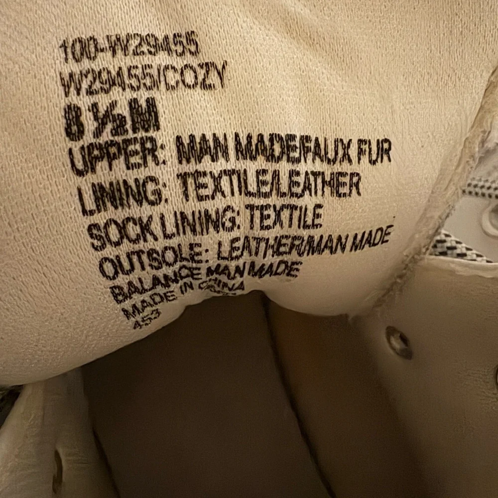 Women's White Winter Boots - Picture 2 of 5